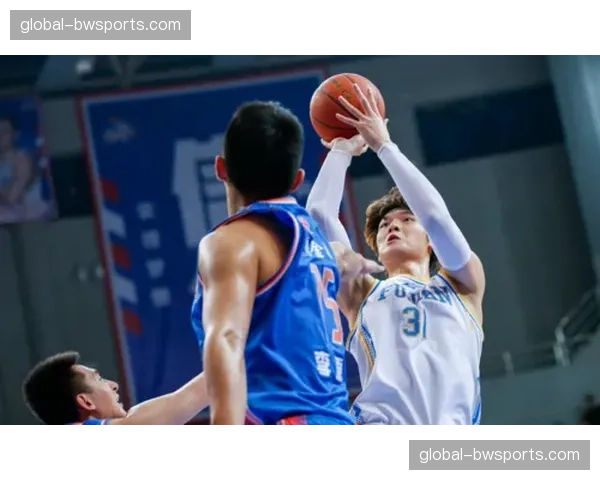 谢什科场均持球空间4.43米受限 仍高效转化机会